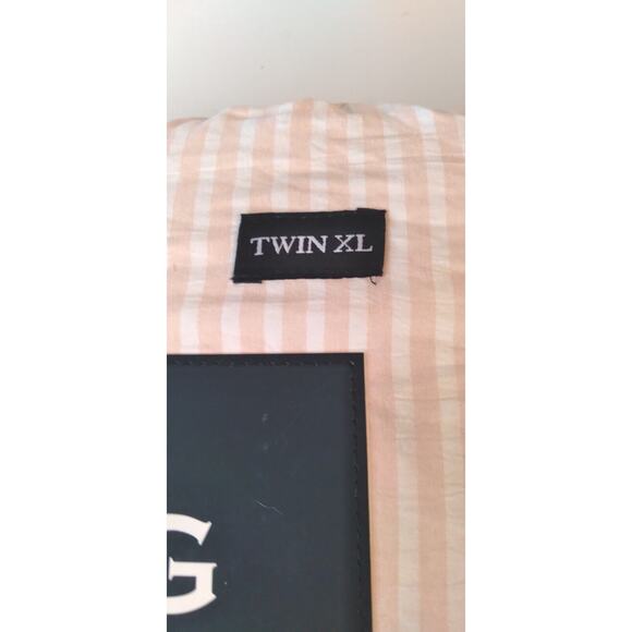 Ugg Devon Sheet Set Navy Stripe Size Twin XL Devon Chambray Sunset Stripe-NEW - Picture 3 of 8
